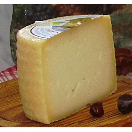 Queso semicurado medio 600 Gr Garcia Calvo