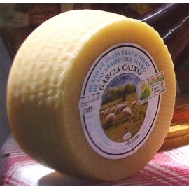 Queso Oveja Semicurado Entero 1,3 kg. (Aprox). García Calvo (Vilvestre) - M.G. "ARRIBES de Salamanca"